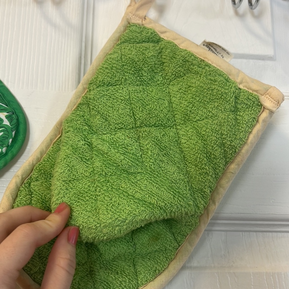 Potholders 💚 - Picture 6 of 7